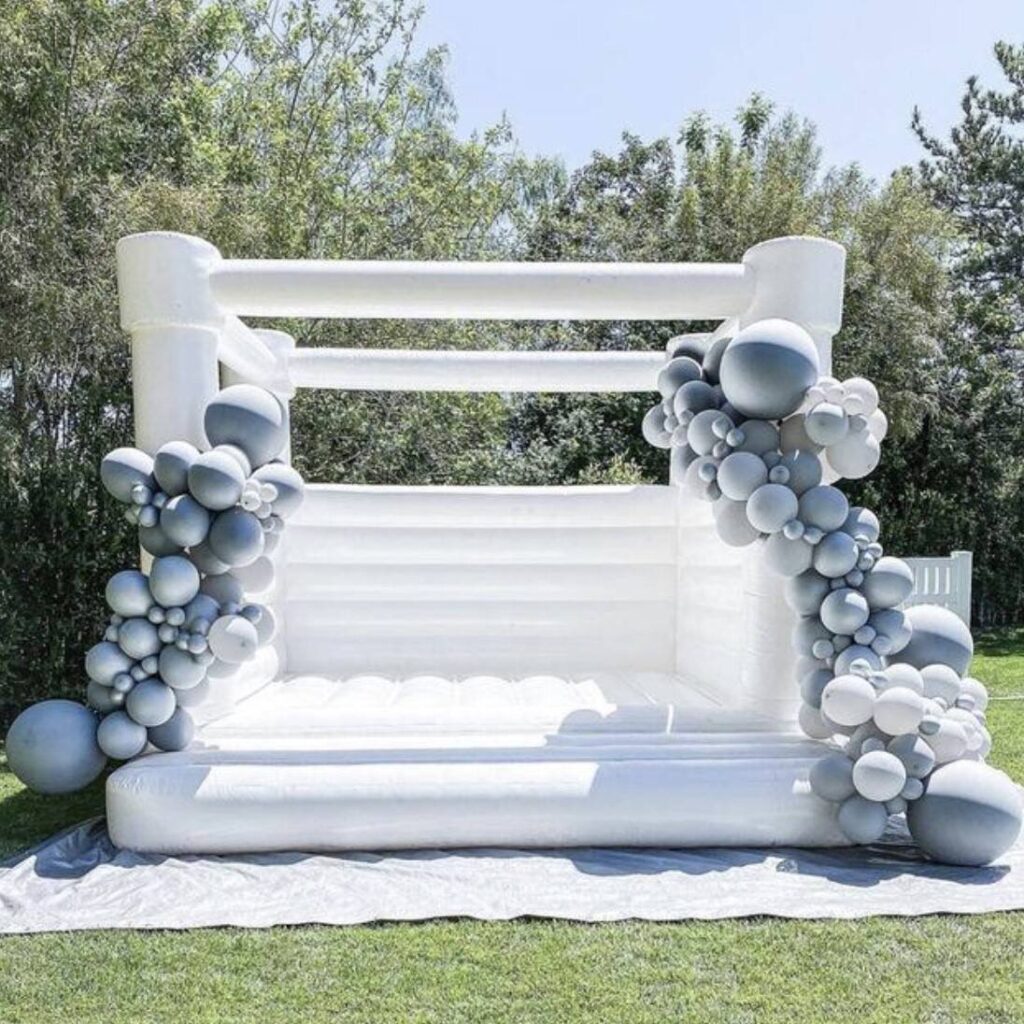 WHITE BOUNCE HOUSE